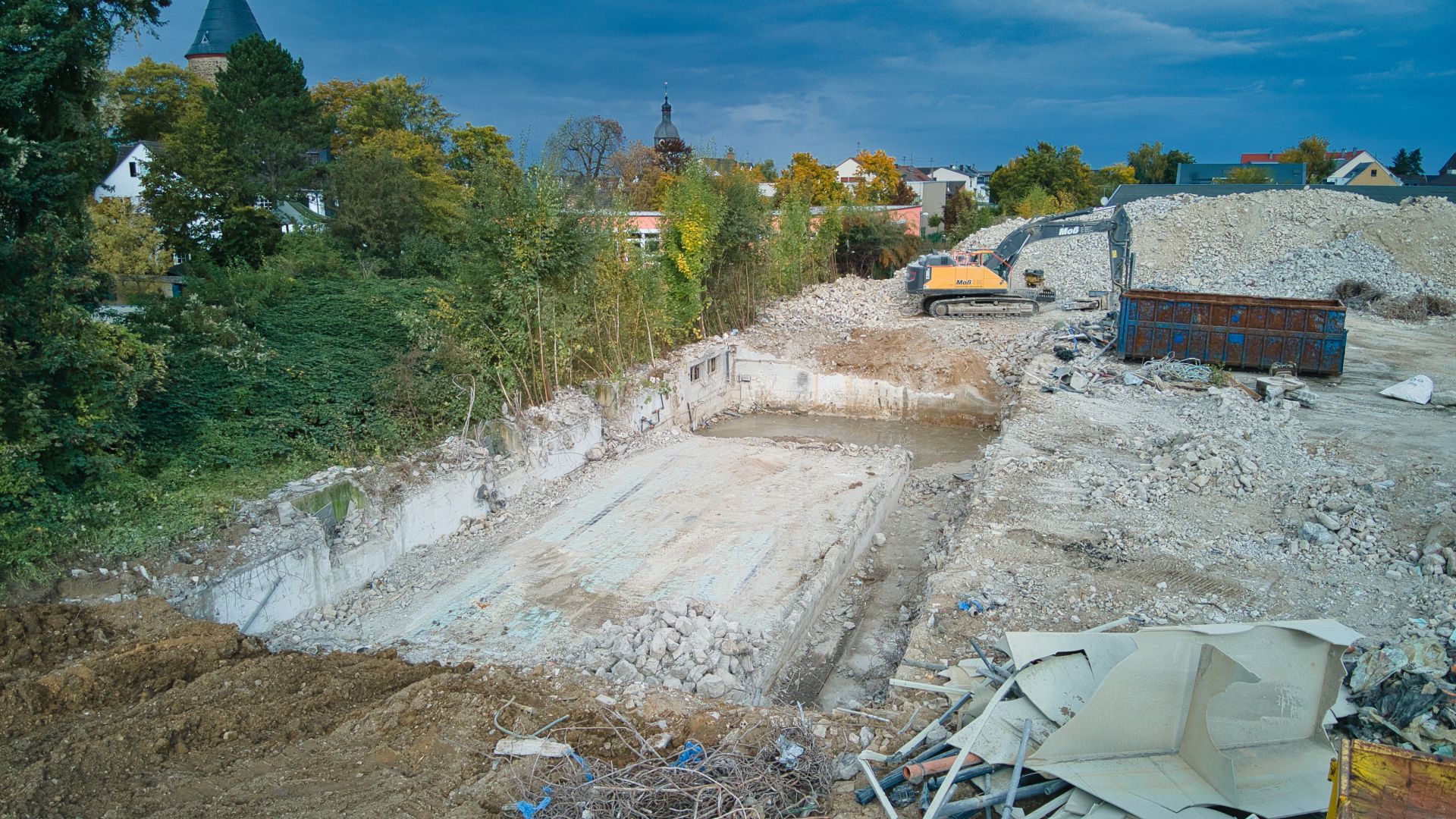 Der Abriss des Vinzenz-Pallotti-Kollegs (VPK) in Rheinbach - 15.10.2021