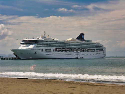 Cruise Ship - NCL - Norwegian Spirit - Costa Rica - Puntarenas